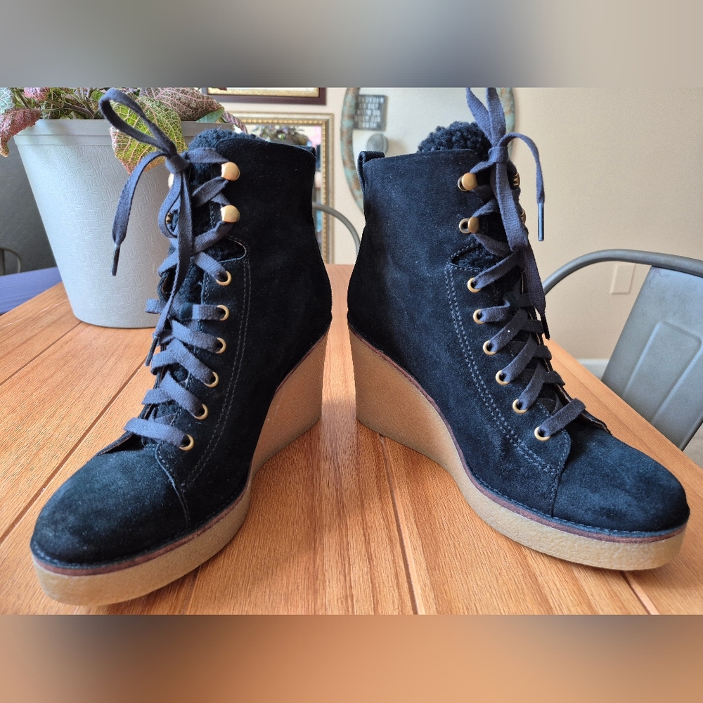 UGG Kiernan Wedge Lace-Up Booties - Size 9.5 - Picture 2 of 7